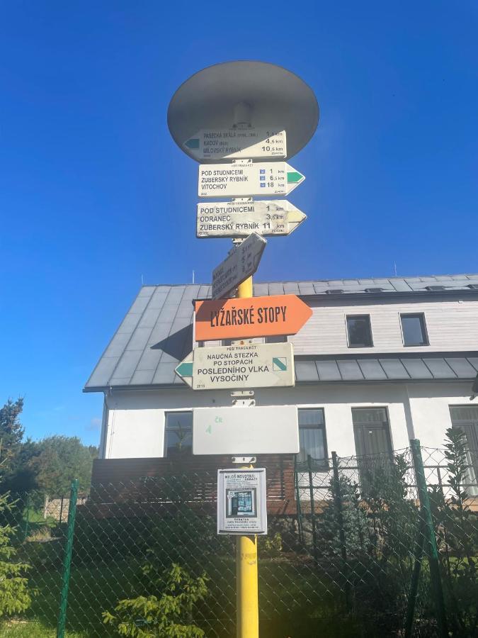 Apartmán Studnice na Vysočině Nove Mesto na Morave Esterno foto